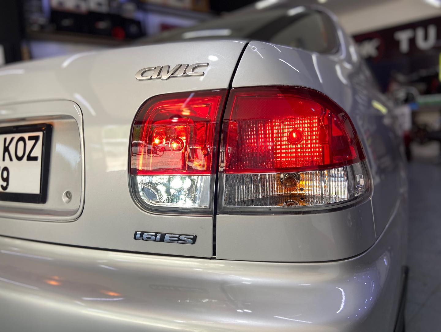 Honda Civic Kristal Arka Stop Takımı  (SEDAN)96-2001